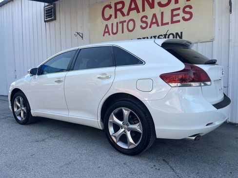 Used 2014 Toyota Venza LE image 7
