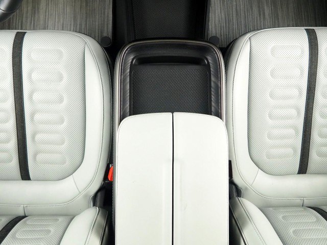 Used 2024 Rivian R1S AWD Adventure image 25