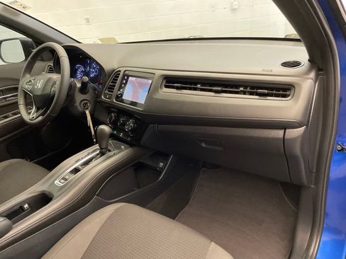 Used 2022 Honda HR-V Sport image 24