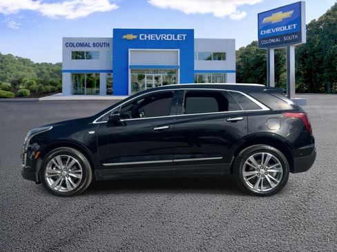 Certified 2025 Cadillac XT5 Premium Luxury w/ Technology Package AWD/4WD image 3