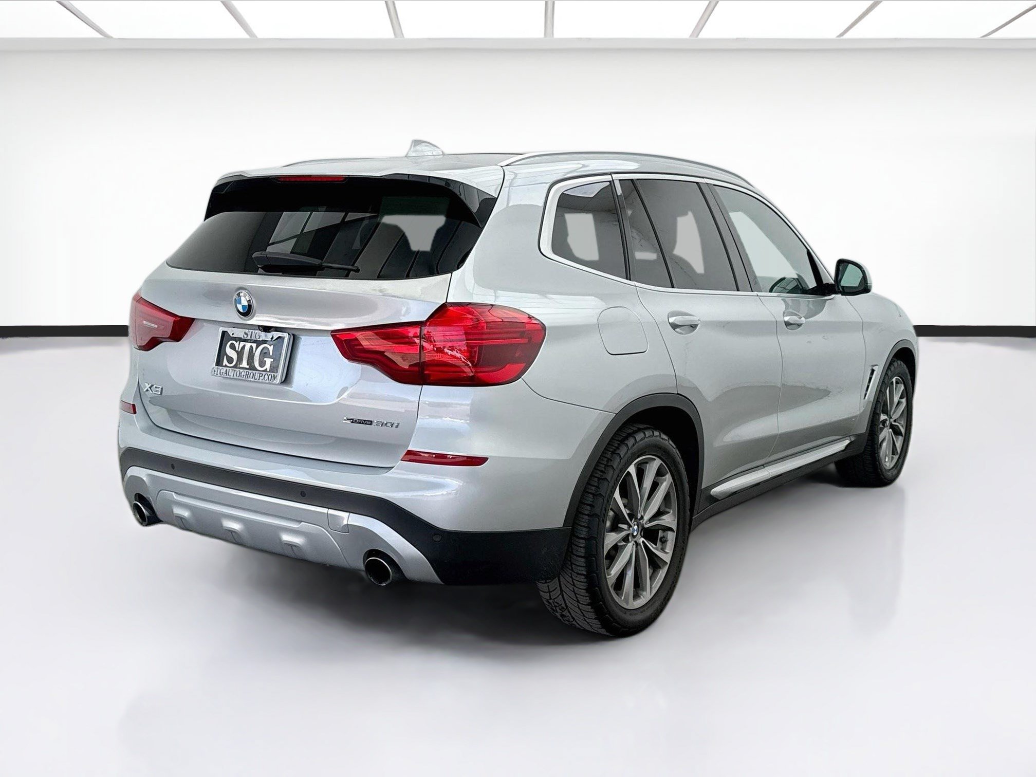Used 2019 BMW X3 sDrive30i w/ Driving Assistance Package RWD image 4