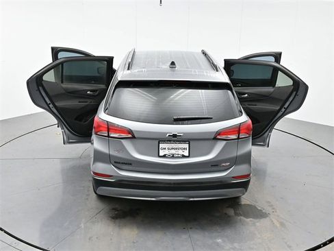 Used 2023 Chevrolet Equinox RS image 44