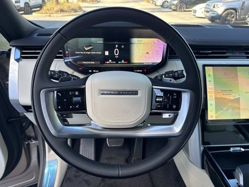 New 2026 Land Rover Range Rover Long Wheelbase SE AWD/4WD image 29