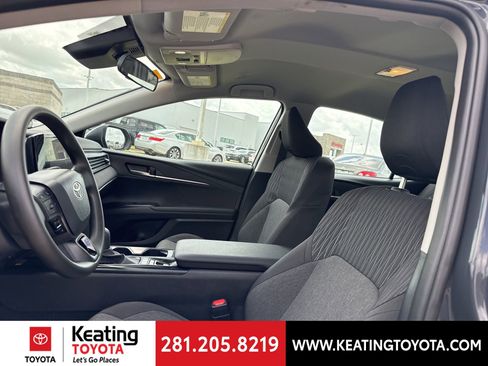 Used 2026 Toyota Camry LE image 16