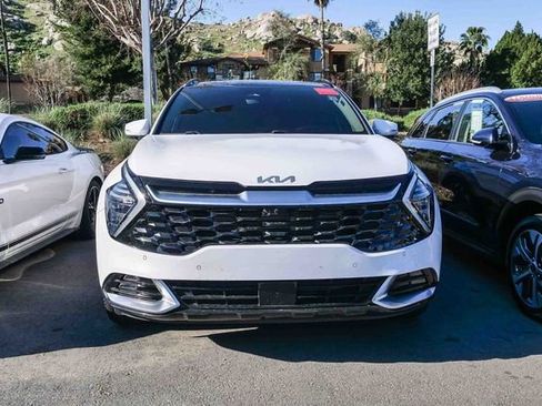 Certified 2023 Kia Sportage SX image 3