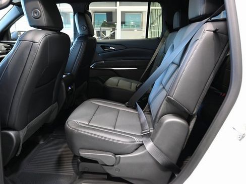 New 2026 Chevrolet Traverse LT w/ Driver Confidence Package image 11