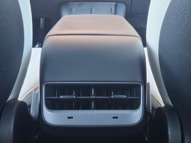 Used 2023 Tesla Model Y Long Range AWD/4WD image 65