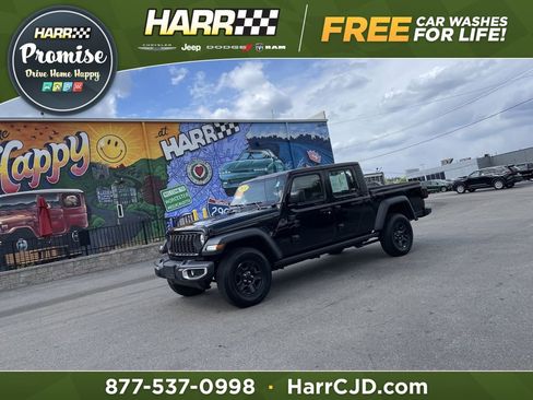 Used 2024 Jeep Gladiator Sport AWD/4WD image 1