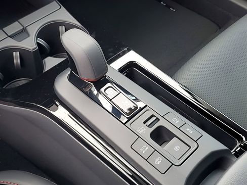New 2026 Toyota Prius Plug-In Hybrid FWD image 28