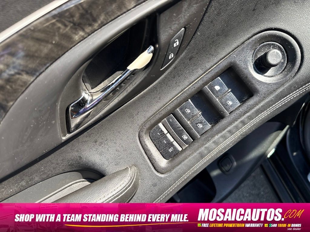 Used 2015 Buick LaCrosse Premium w/ Driver Confidence Package #1 FWD image 9