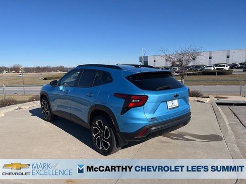 New 2026 Chevrolet Trax RS w/ Sunroof Package image 6