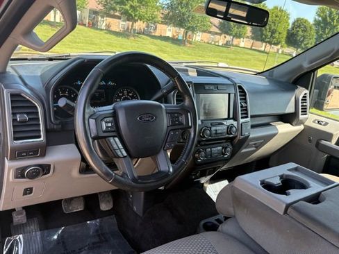 Used 2015 Ford F150 XLT w/ Equipment Group 302A Luxury AWD/4WD image 9