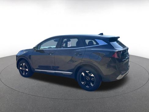 Used 2026 Kia Sportage LX AWD/4WD image 11