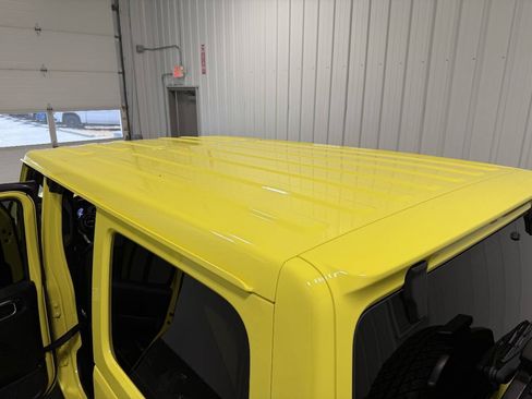 Used 2023 Jeep Wrangler Unlimited Sahara AWD/4WD image 26