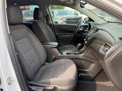 Used 2019 Chevrolet Equinox LT FWD image 5