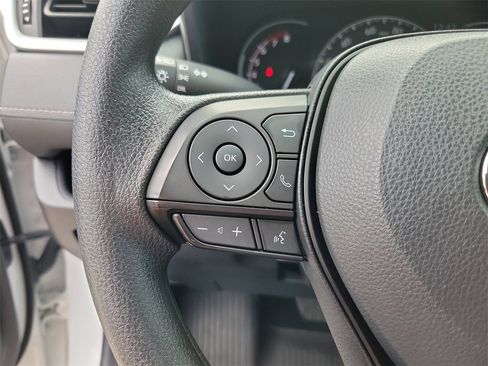 Used 2025 Toyota RAV4 LE image 19