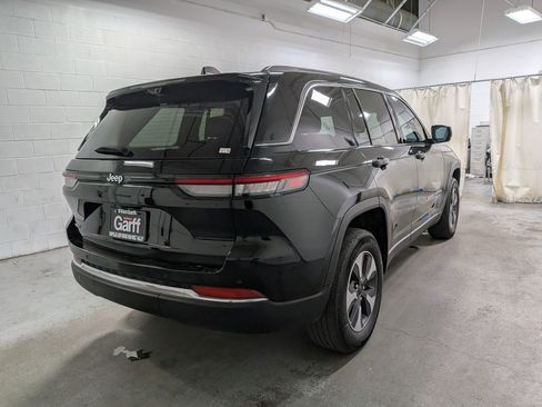 Used 2022 Jeep Grand Cherokee Limited 4xe w/ Luxury Tech Group II AWD/4WD image 7