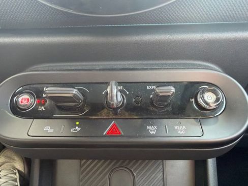 Used 2025 MINI Cooper S FWD image 28