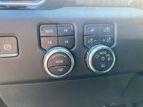 Used 2024 GMC Sierra 1500 Denali w/ Denali Reserve Package AWD/4WD image 21