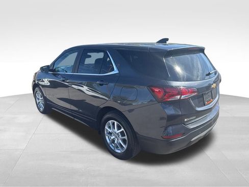 Used 2022 Chevrolet Equinox LT image 3