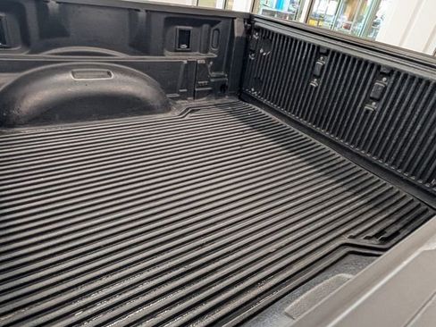 Used 2020 Ford F150 XLT image 10