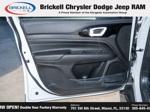 New 2026 Jeep Compass Limited image 11