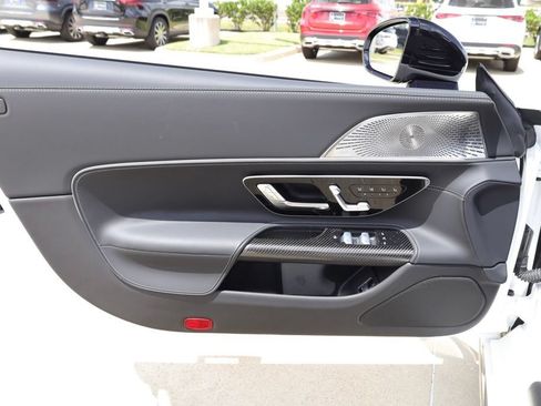 Certified 2022 Mercedes-Benz SL 63 AMG 4MATIC image 31