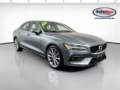 Used 2021 Volvo S60 T5 Momentum