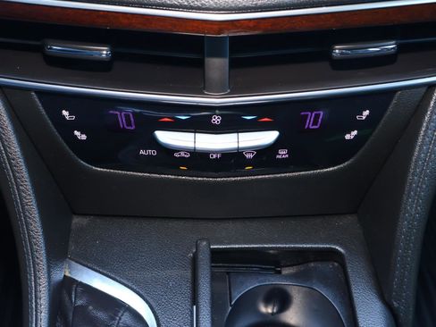 Used 2018 Cadillac CT6 AWD image 29