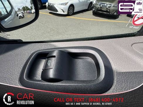 Used 2024 Ford Transit 250 Low Roof w/ Exterior Upgrade Package image 39