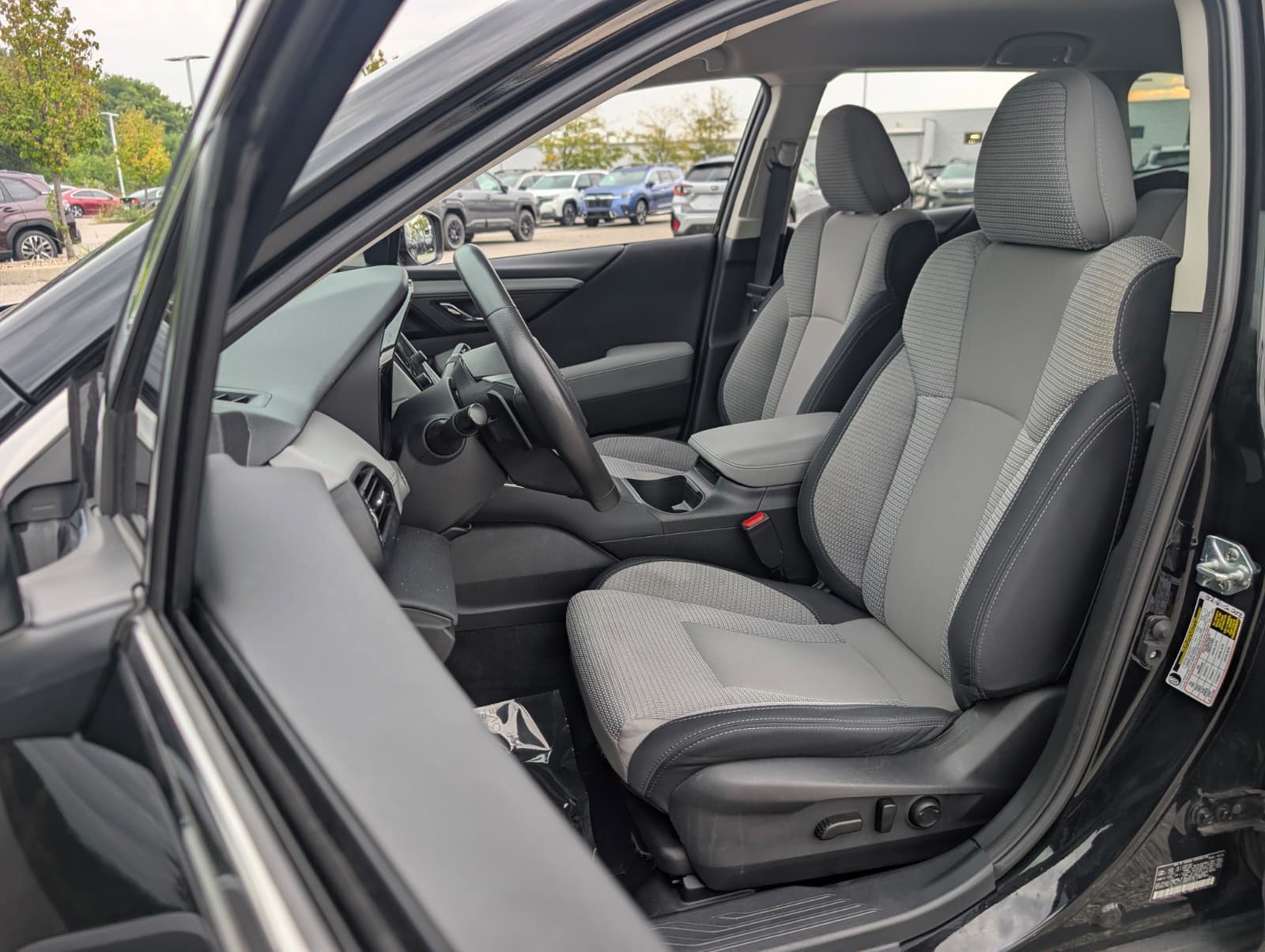 Certified 2025 Subaru Outback Premium AWD/4WD image 24
