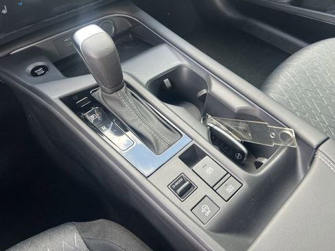 New 2026 Nissan Sentra SV w/ SV Convenience Package FWD image 7