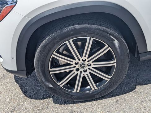 Used 2024 Mercedes-Benz GLE 350 4MATIC image 25