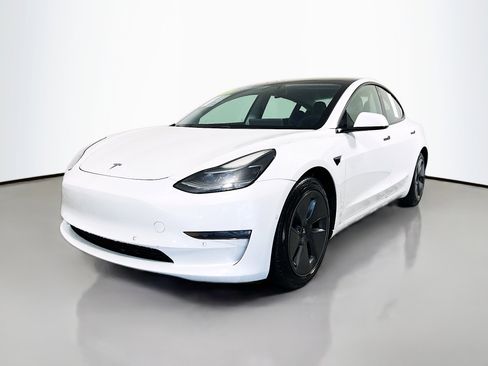 Used 2021 Tesla Model 3 Long Range image 10