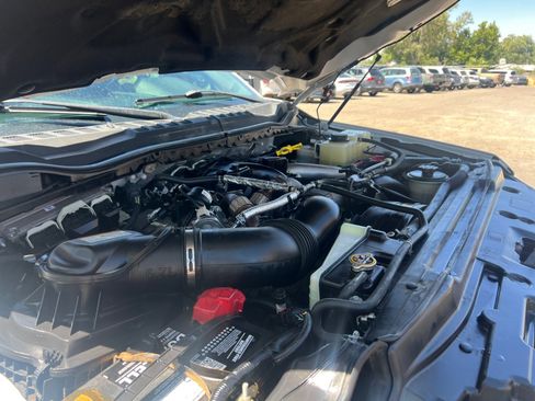 Used 2019 Ford F250 XLT image 34