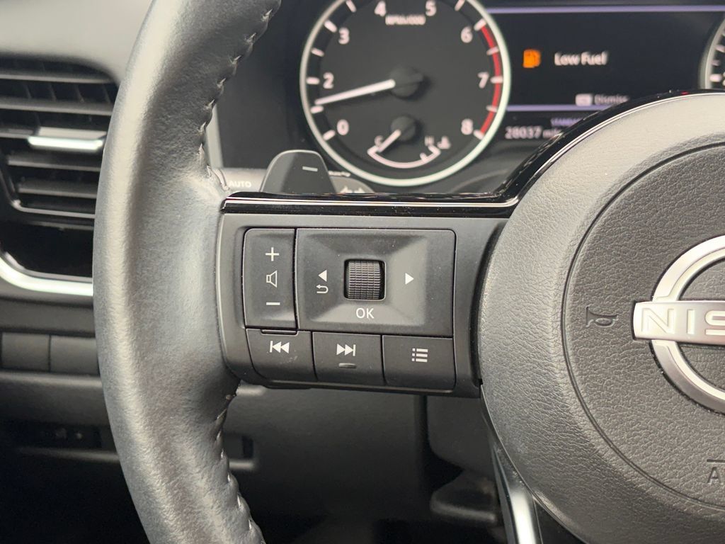 Certified 2023 Nissan Rogue SL w/ SL Premium Package FWD image 12