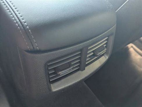 Used 2019 Dodge Challenger SXT image 14