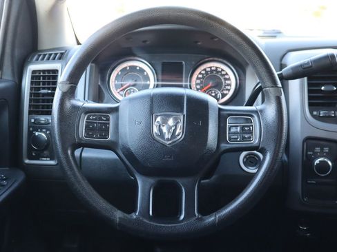 Used 2018 RAM 2500 Tradesman w/ Chrome Appearance Group image 18