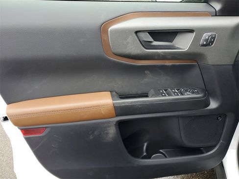 New 2025 Ford Bronco Sport Outer Banks w/ Outer Banks Tech Package+ image 23