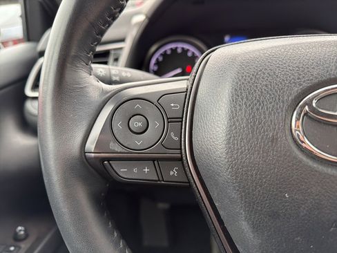 Used 2024 Toyota Camry SE image 12