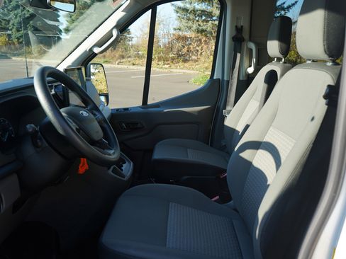 Used 2024 Ford Transit 350 XLT image 15