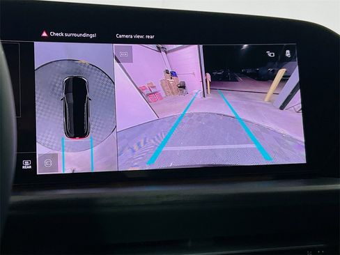 New 2025 Audi Q5 Prestige image 15