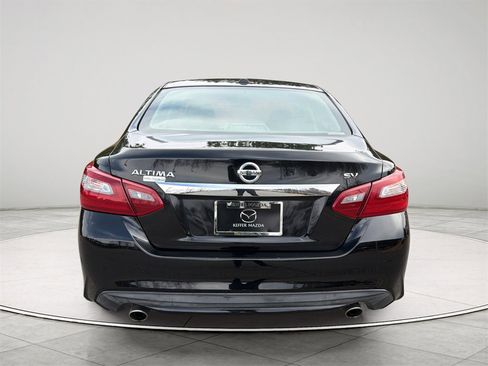 Used 2018 Nissan Altima 2.5 SV image 18