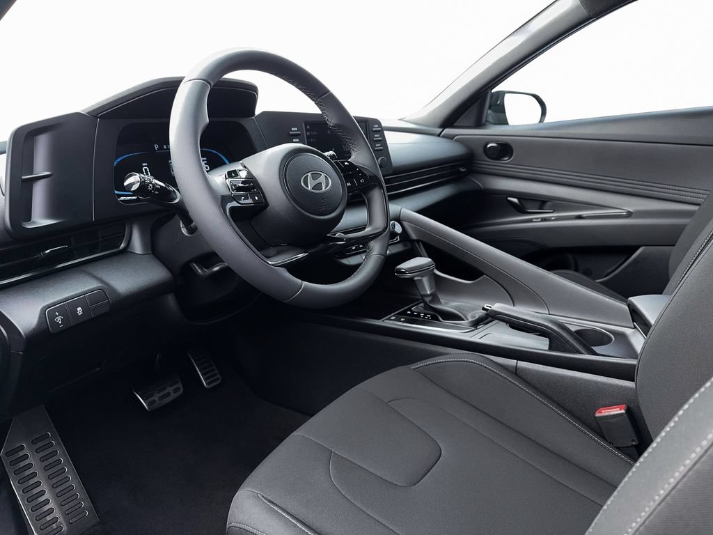New 2026 Hyundai Elantra Sport FWD image 14