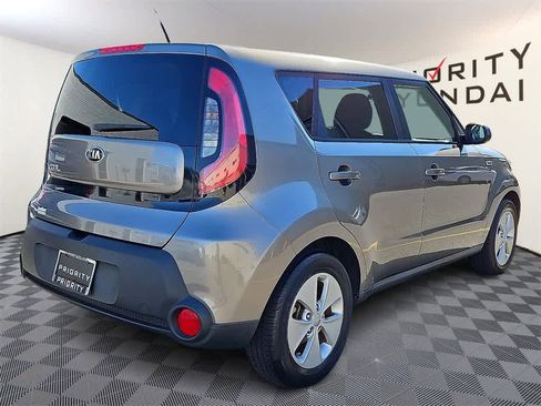 Used 2016 Kia Soul image 4
