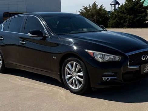Used 2016 INFINITI Q50 3.0t Premium w/ Driver Assistance Package AWD/4WD image 9