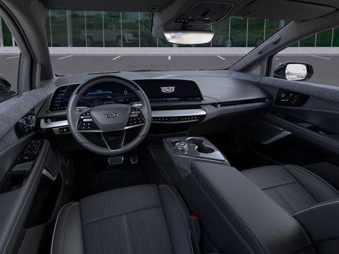 New 2025 Cadillac Optiq Sport 2 w/ LPO, ONYX Package image 39