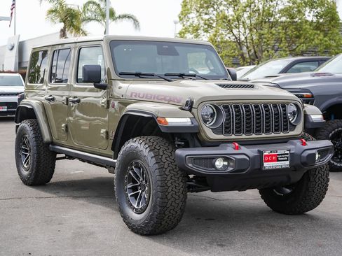 New 2026 Jeep Wrangler Unlimited Rubicon w/ Xtreme 35 Tire Package image 3