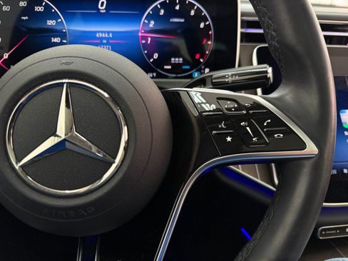Used 2025 Mercedes-Benz E 450 4MATIC Sedan image 27