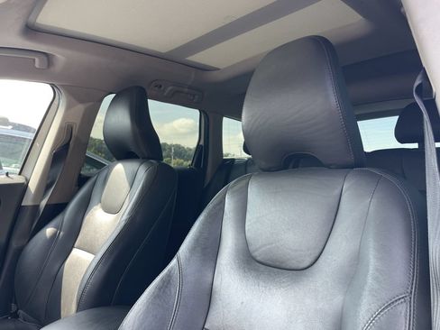 Used 2015 Volvo XC60 T5 Premier FWD image 10